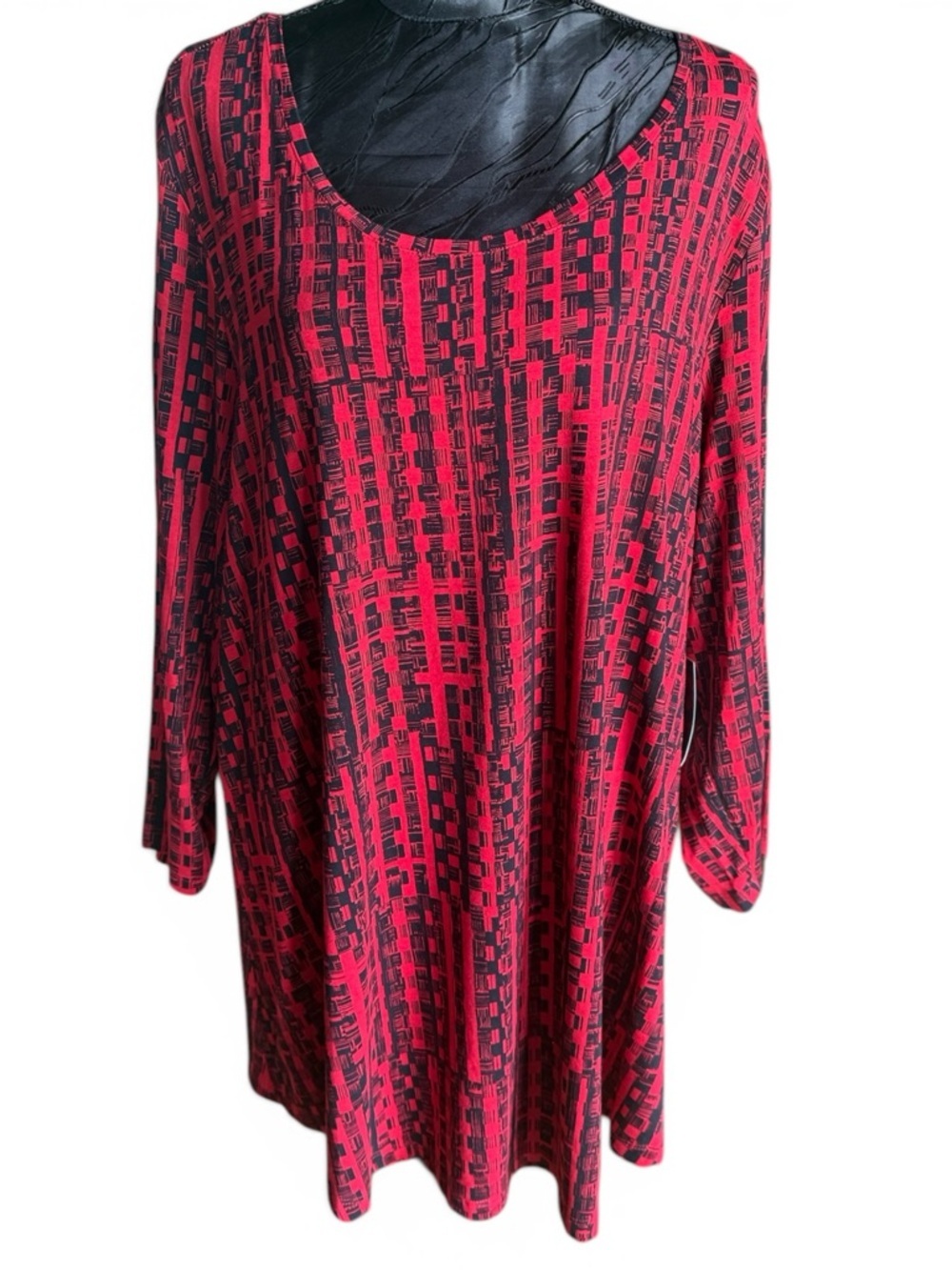 JM Collection 3X Plus Red Black Abstract Tunic Top 3/4 Sleeve NWT - Picture 3 of 9